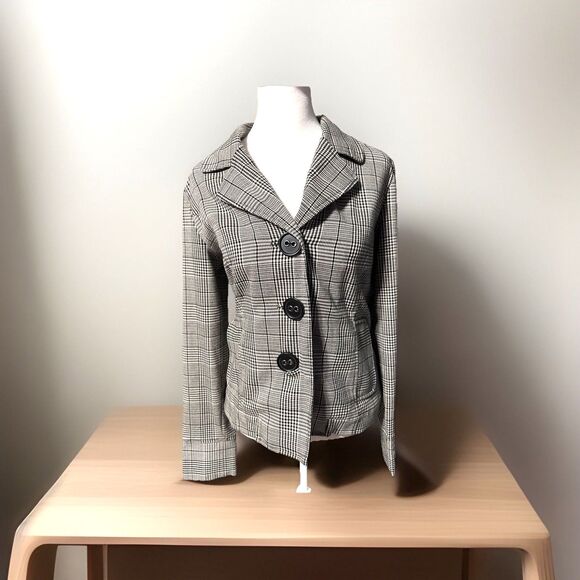 Maurices Jacket Blazer Women’s Small Plaid Black & White W/Large Buttons Pockets - Picture 1 of 8